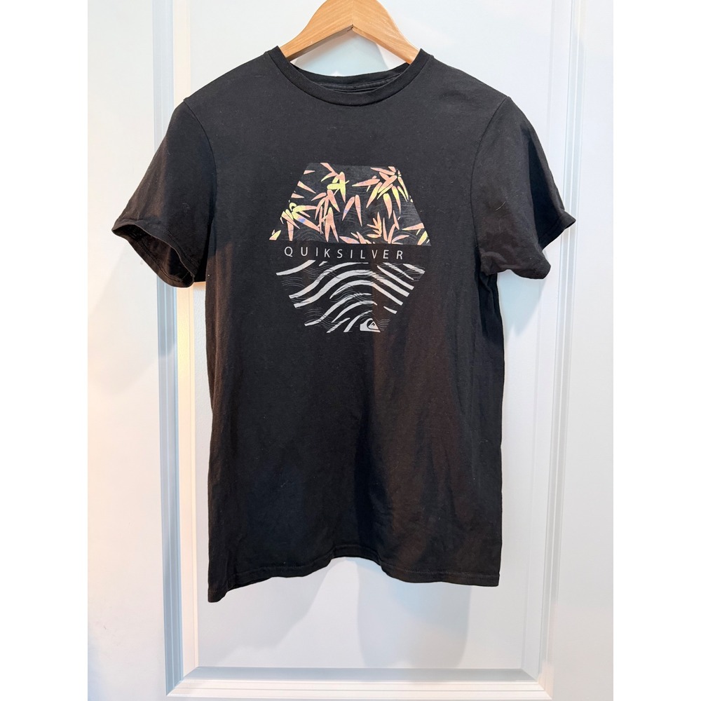 Quiksilver Mens Graphic Tee Black Short Sleeve Surf TShirt Small Regular Fit Y2K